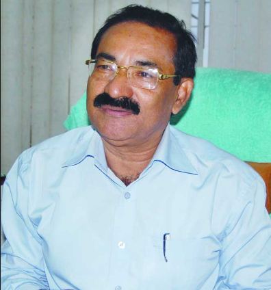 জাতীয়করণসহ ১১দফা দাবিতে শিক্ষক নেতা অধ্যক্ষ আসাদুল হকসহ কয়েকজন শিক্ষক শাহবাগ থানায় 