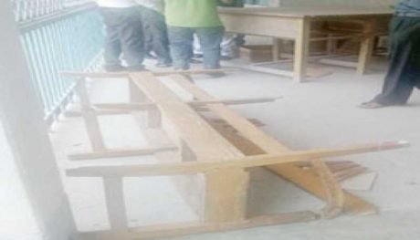 কলেজে ভাঙচুর ৫ মিনিট আগে খাতা নেয়ার অভিযোগেকলেজে ভাঙচুর ৫ মিনিট আগে খাতা নেয়ার অভিযোগে